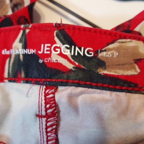 Chicos The Platinum Jegging Casual Red Brown Black Cream Floral Skinny Leg Pants - Picture 8 of 9